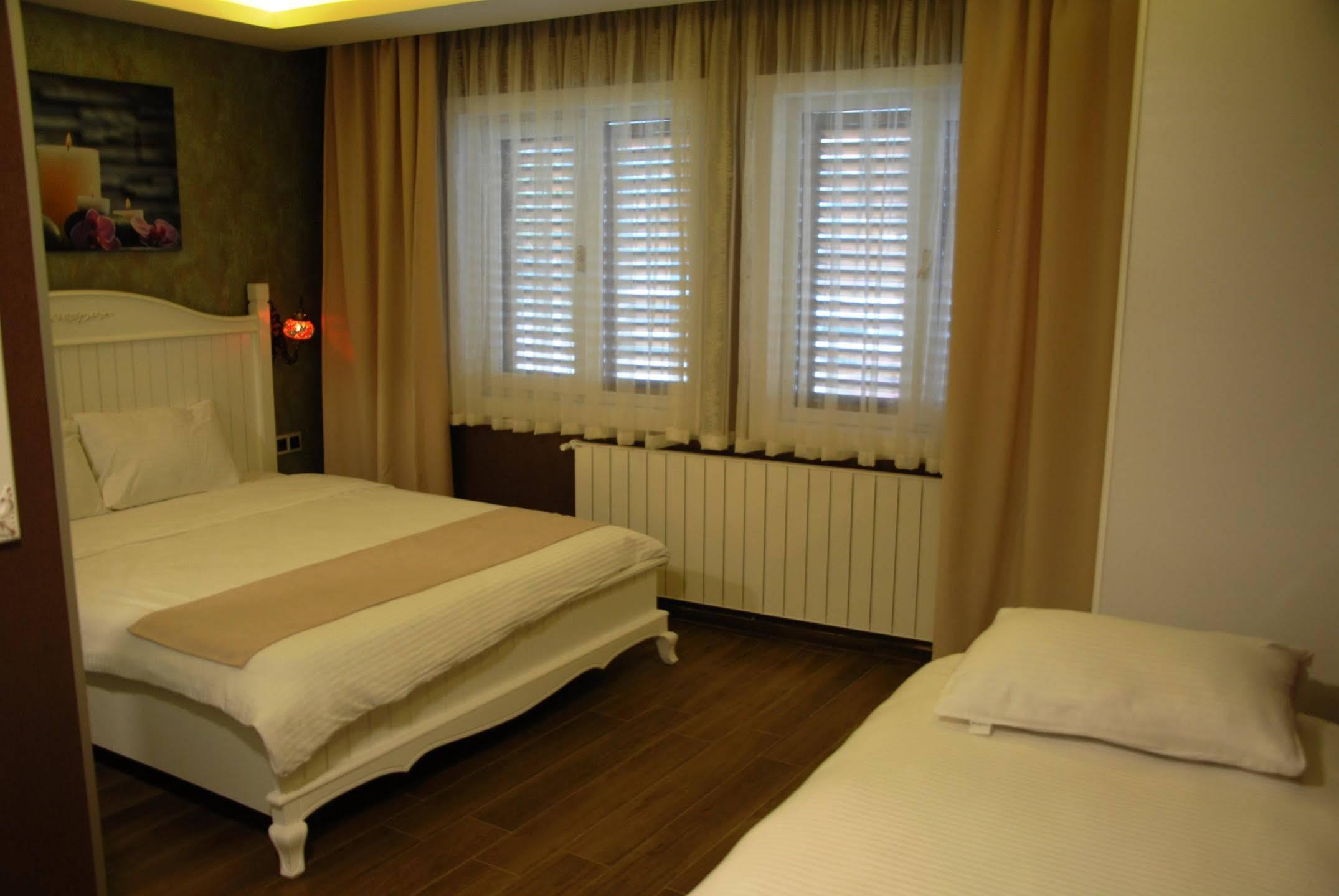 Trilye Kaplan Hotel Mudanya Kültér fotó
