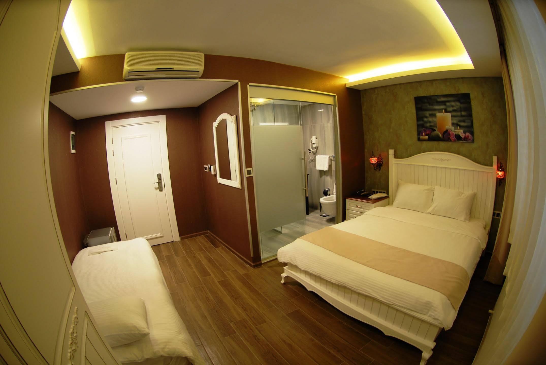 Trilye Kaplan Hotel Mudanya Kültér fotó